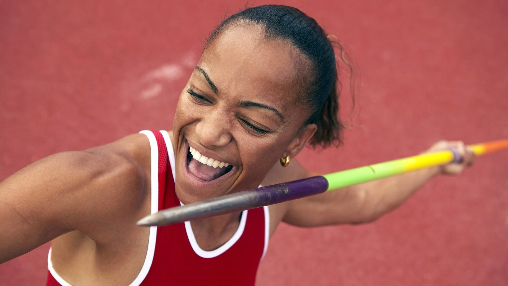 “团队的凝聚：幕后英雄的坚韧守护”，团队的背后